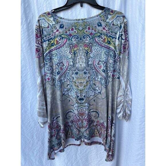 Madison & Berkeley Beaded Paisley Top 1X Boho Peasant - Picture 2 of 7